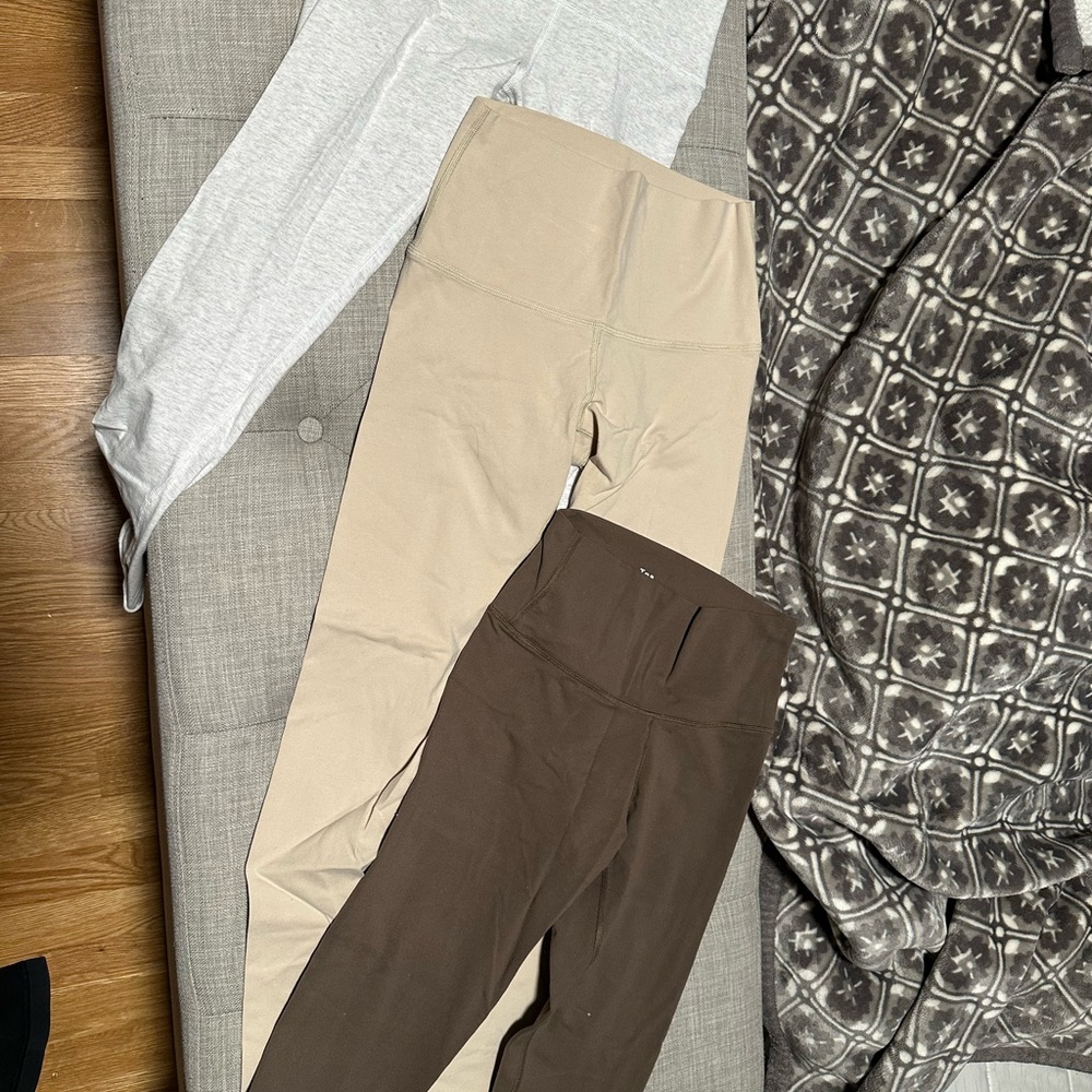 TNA leggings bundle of three